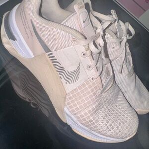 Nike Metcon Women's light pink cream GYM Shoes